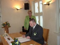 Hochzeitsbild im Standesamt